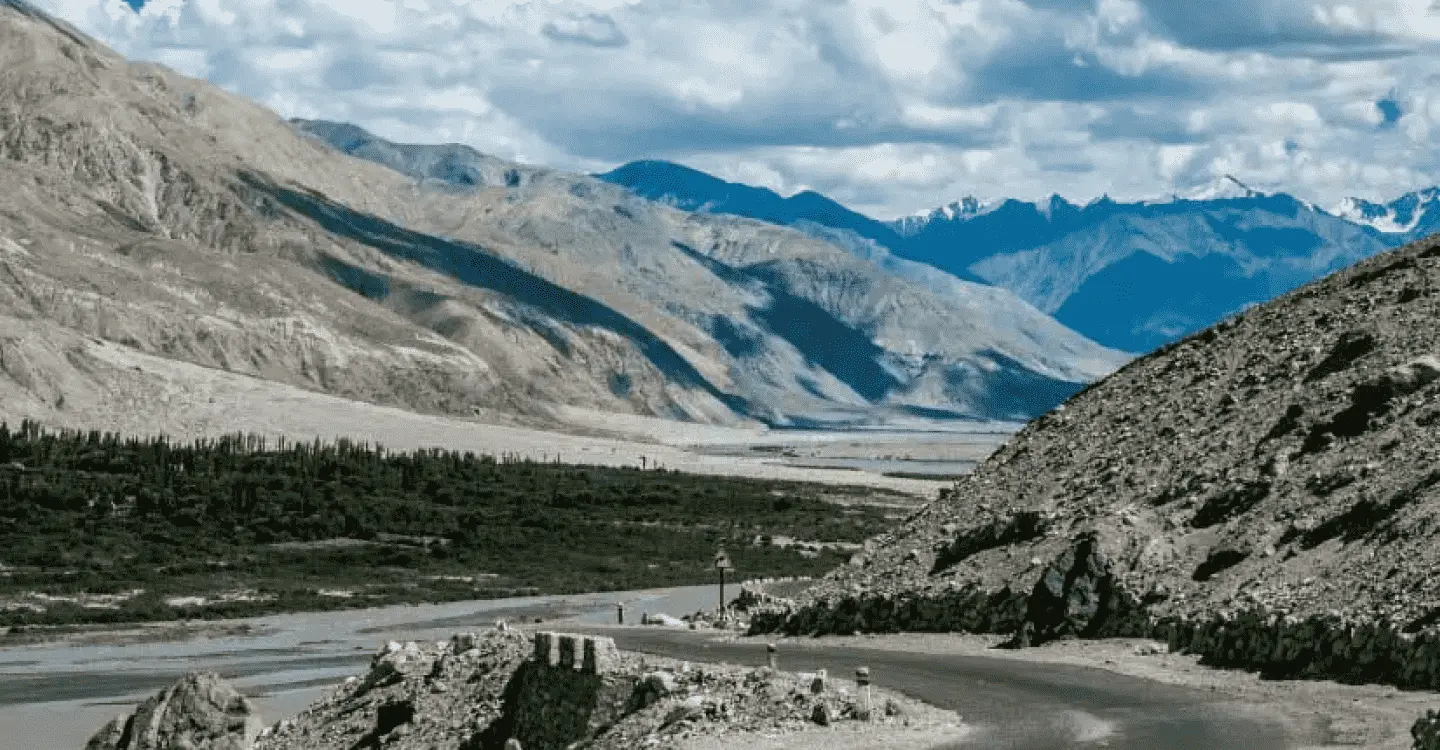 Khardungla pass image
